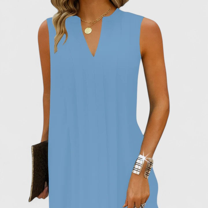 Clarhild | Elegant Flattering Dress With V-Neck