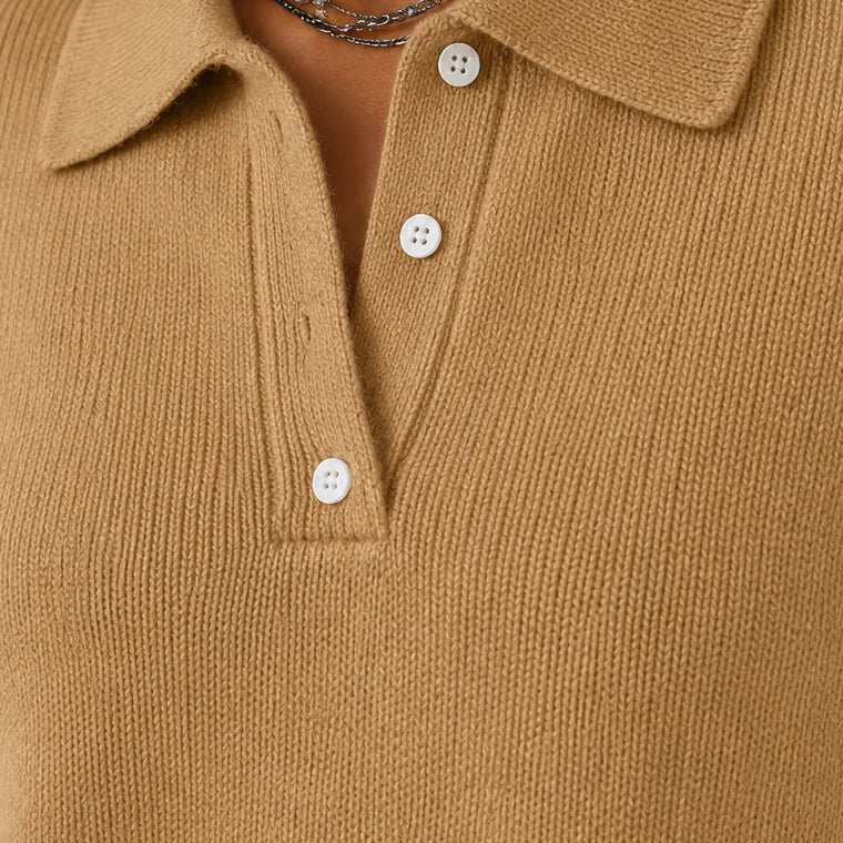 Vicky | Classic Button Sweater